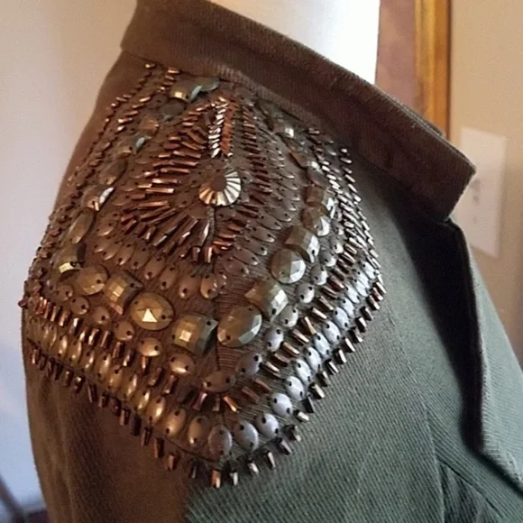 New LaROK Luxe corporal military embellished shoulder padded epaulette blazer